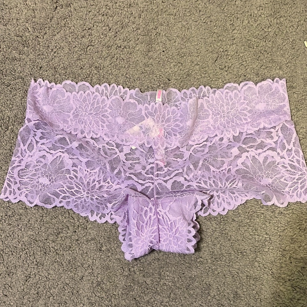PINK Victoria’s Secret boyshort cheeky panties
